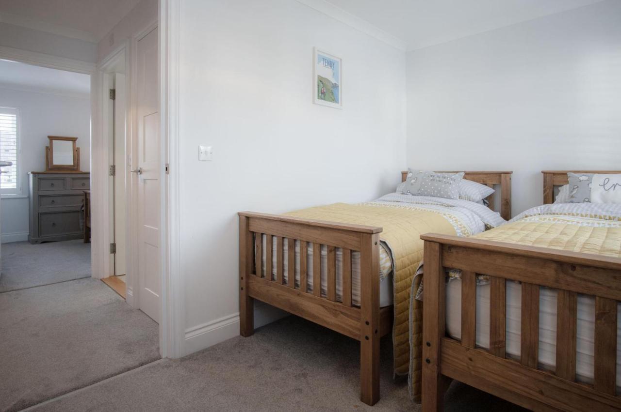Ty Melyn - 2 Bedroom Cottage - Tenby Kültér fotó
