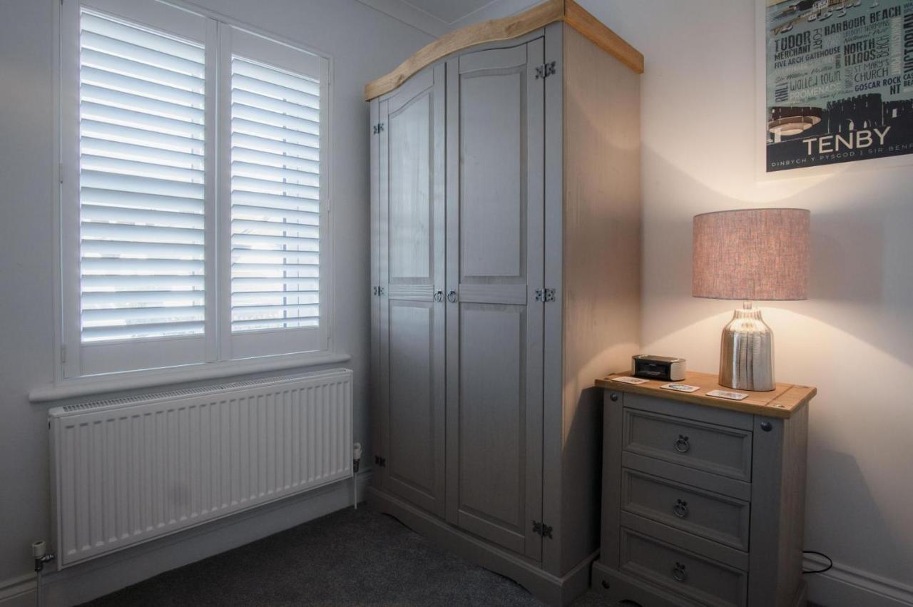 Ty Melyn - 2 Bedroom Cottage - Tenby Kültér fotó