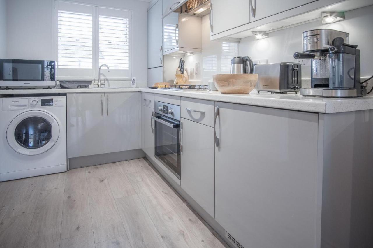 Ty Melyn - 2 Bedroom Cottage - Tenby Kültér fotó