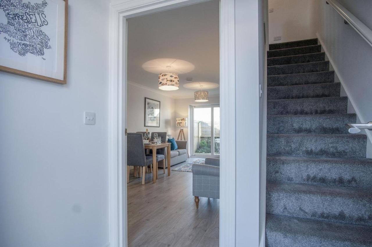 Ty Melyn - 2 Bedroom Cottage - Tenby Kültér fotó